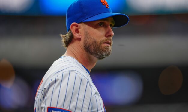 Jeff McNeil’s Season Ended By Fractured Wrist