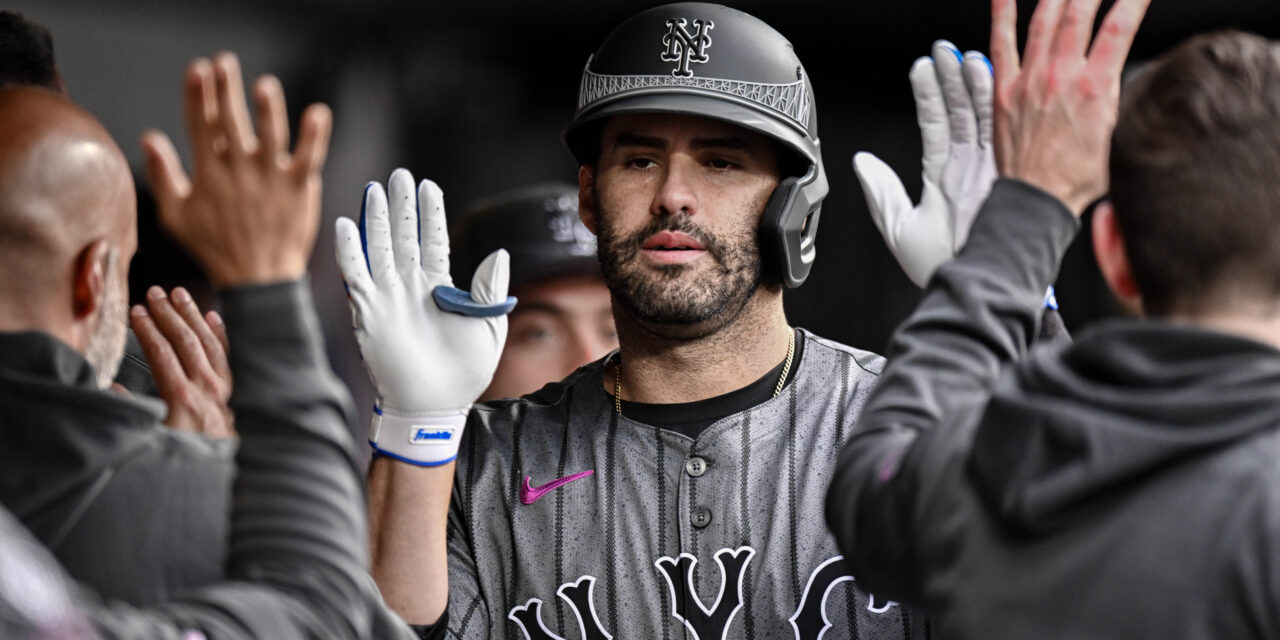 Martinez’s Two Homers Propel Mets to 5-1 Win