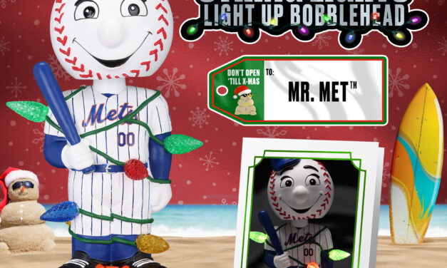 Reel In The Holidays Early with Mr. Met Light Up String Bobblehead