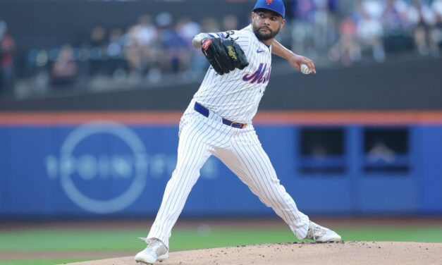 Players of the Week: Martinez, Manaea Highlight Split Week