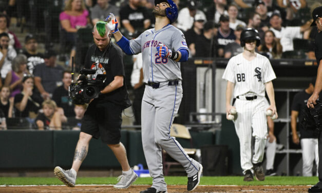 Veteran J.D. Martinez Delivers Homer, Advice