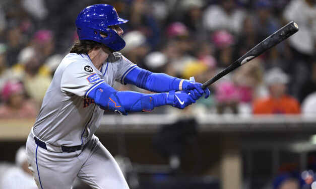 Mets Offense Collects 17 Hits in 8-3 Win Over Padres