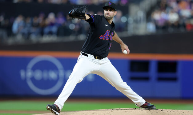 Phillies Jump Peterson In 12-2 Thrashing of Mets