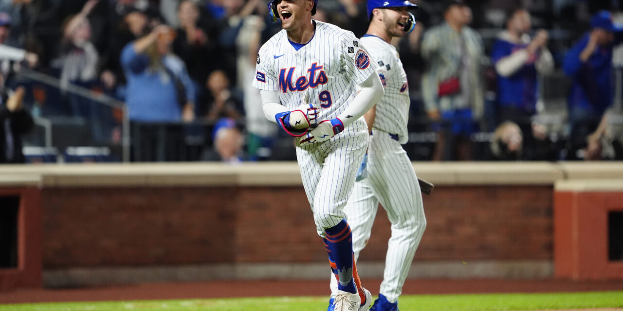 Brandon Nimmo Stepping Up On & Off Field in Playoff Chase