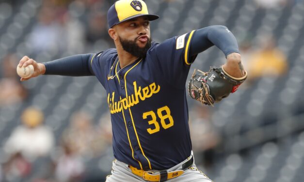 Report: Mets Have Continued Their Interest In Robert Suarez, Devin Williams