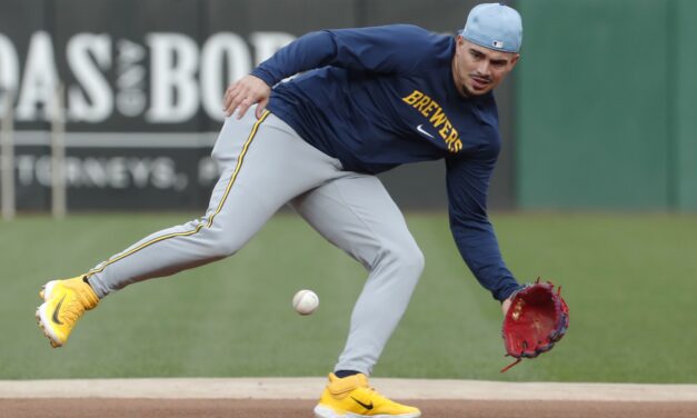 Astros Showing Interest in Willy Adames