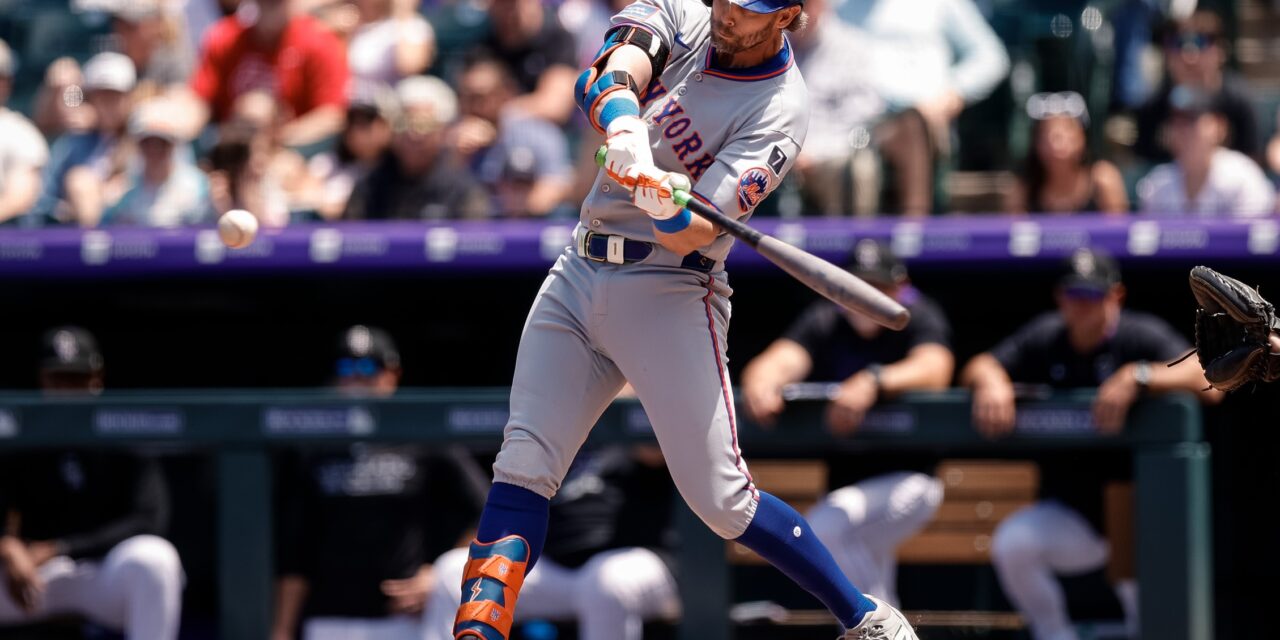 Mets Sweep Series From Rockies Behind Home Run Barrage