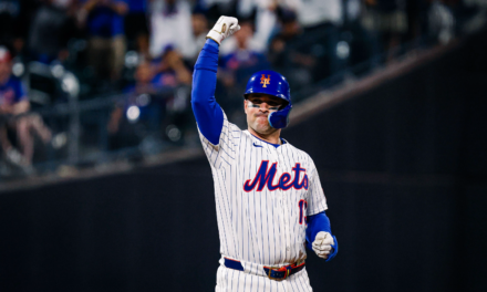 Mets Extend Luis Torrens on Two-Year Deal