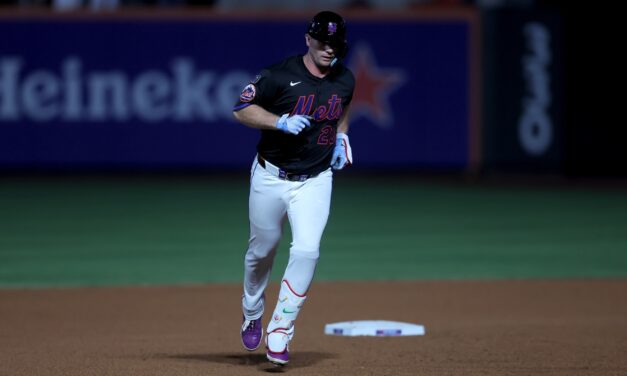 Mets’ Rally Falls Short in Loss to Giants
