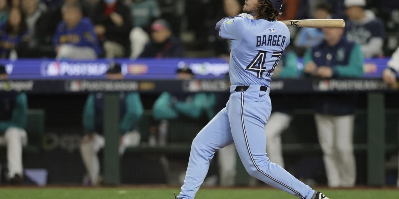 Morning Briefing: Blue Jays Take ALCS Game 3