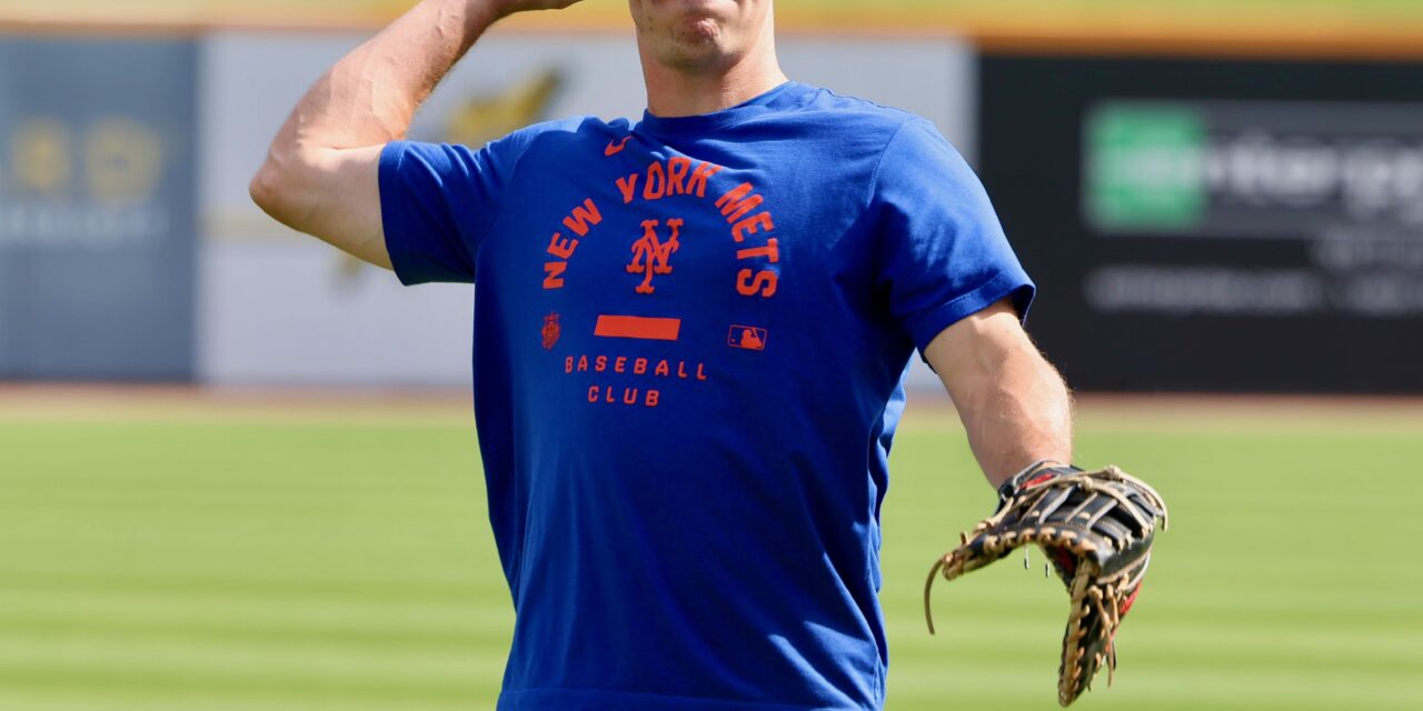 Young Placed on Injured List, Melendez Called Up