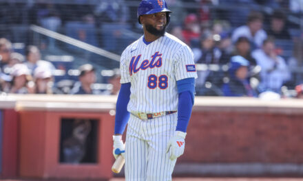 Luis Robert Jr. Lands on IL