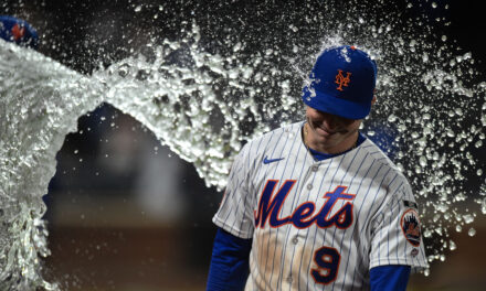 Morning Briefing: Mets’ Offense Breaks Out Behind Ewing’s Electric Debut