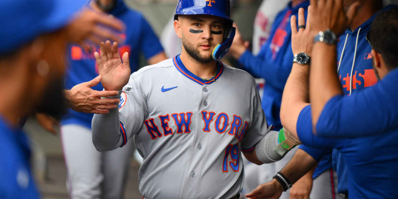 Bichette’s Four Hits Pace Win in Seattle