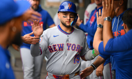 Bichette’s Four Hits Pace Win in Seattle
