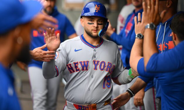 Bichette’s Four Hits Pace Win in Seattle