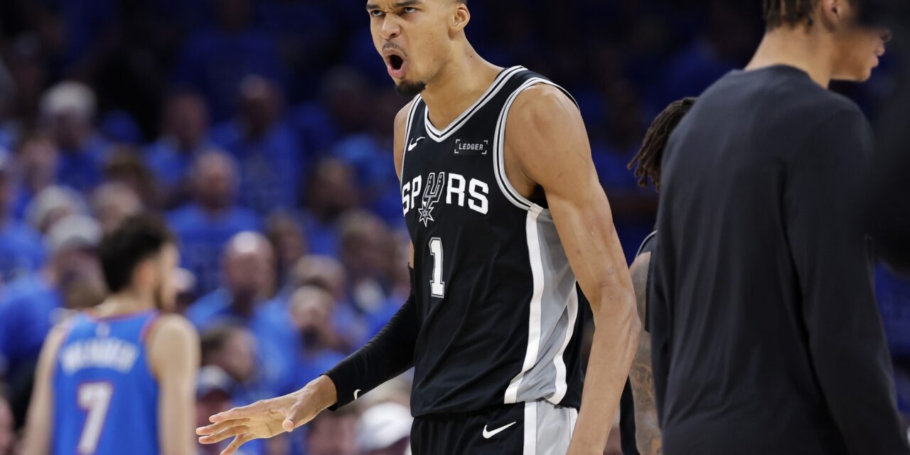 NBA Finals Game Chat: Knicks vs. Spurs, 8:30 PM