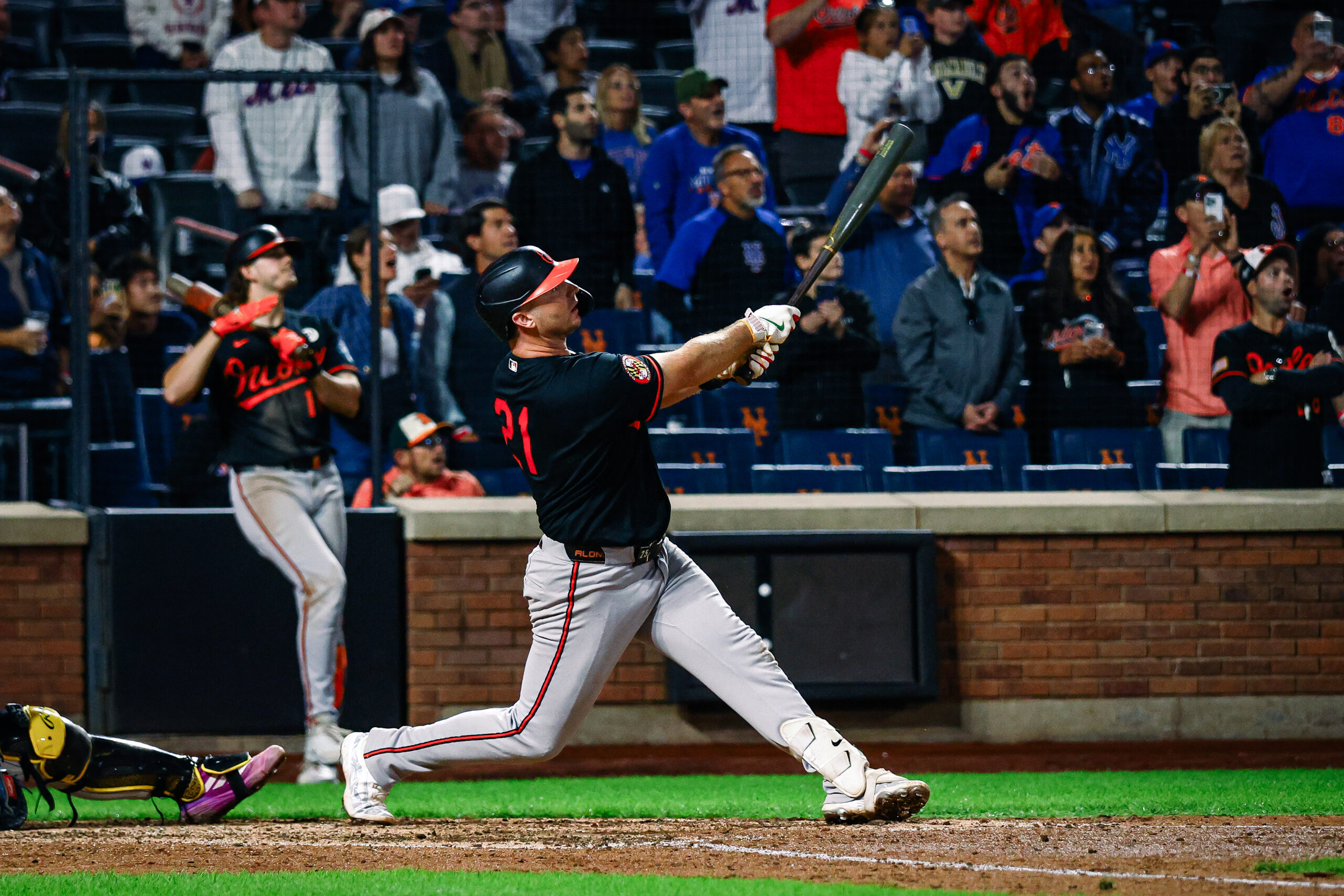 Alonso Homer Draws Mixed Reactions from Mets
